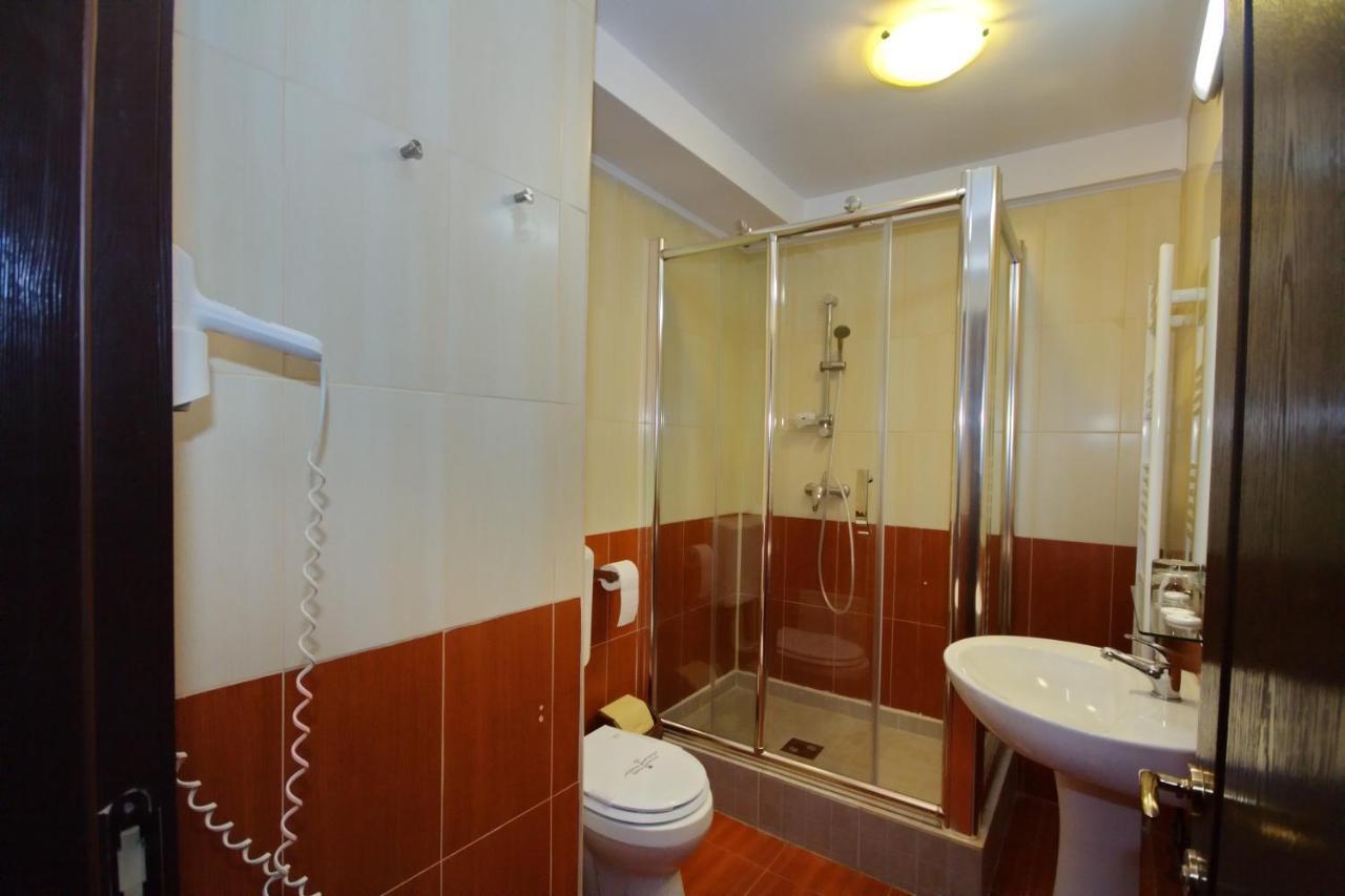 Hotel City Tulcea Ruang foto